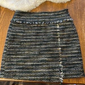 Loft skirt. Like new)